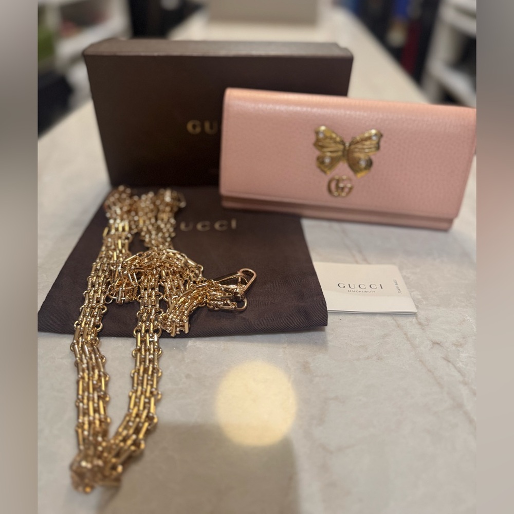 Gucci GG Marmont Gold Butterfly w/crystals wallet Pink (Rare) Like New box dust